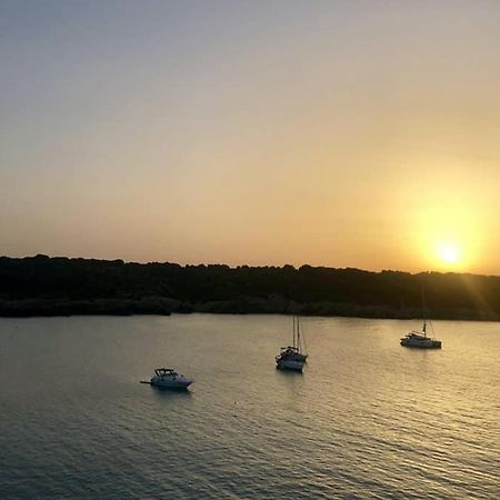 Miravent Terraza Y Jardin Frente Al Mar Menorca Lägenhet Fornells  Exteriör bild