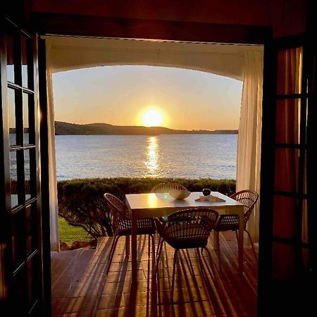 Miravent Terraza Y Jardin Frente Al Mar Menorca Lägenhet Fornells  Exteriör bild