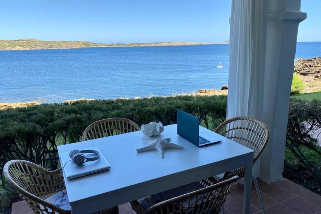 Miravent Terraza Y Jardin Frente Al Mar Menorca Lägenhet Fornells  Exteriör bild