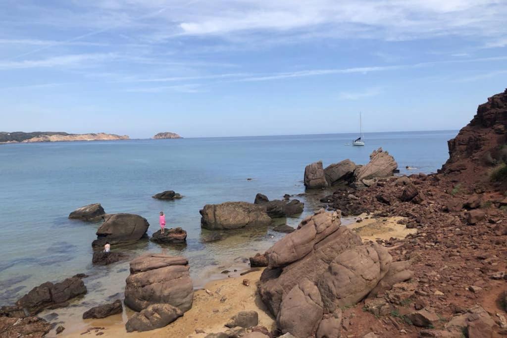 Miravent Terraza Y Jardin Frente Al Mar Menorca Lägenhet Fornells  Exteriör bild